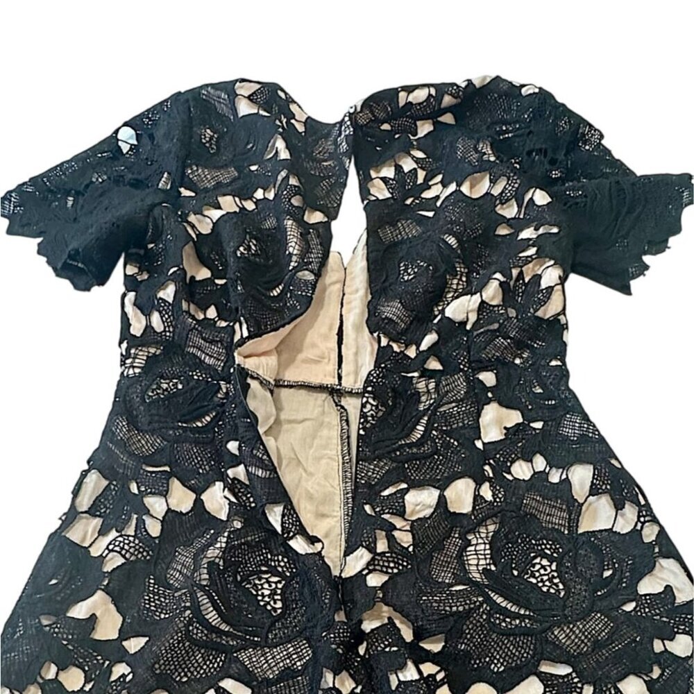 The Impeccable Pig Floral Black Lace Romper, Size S - Picture 10 of 15